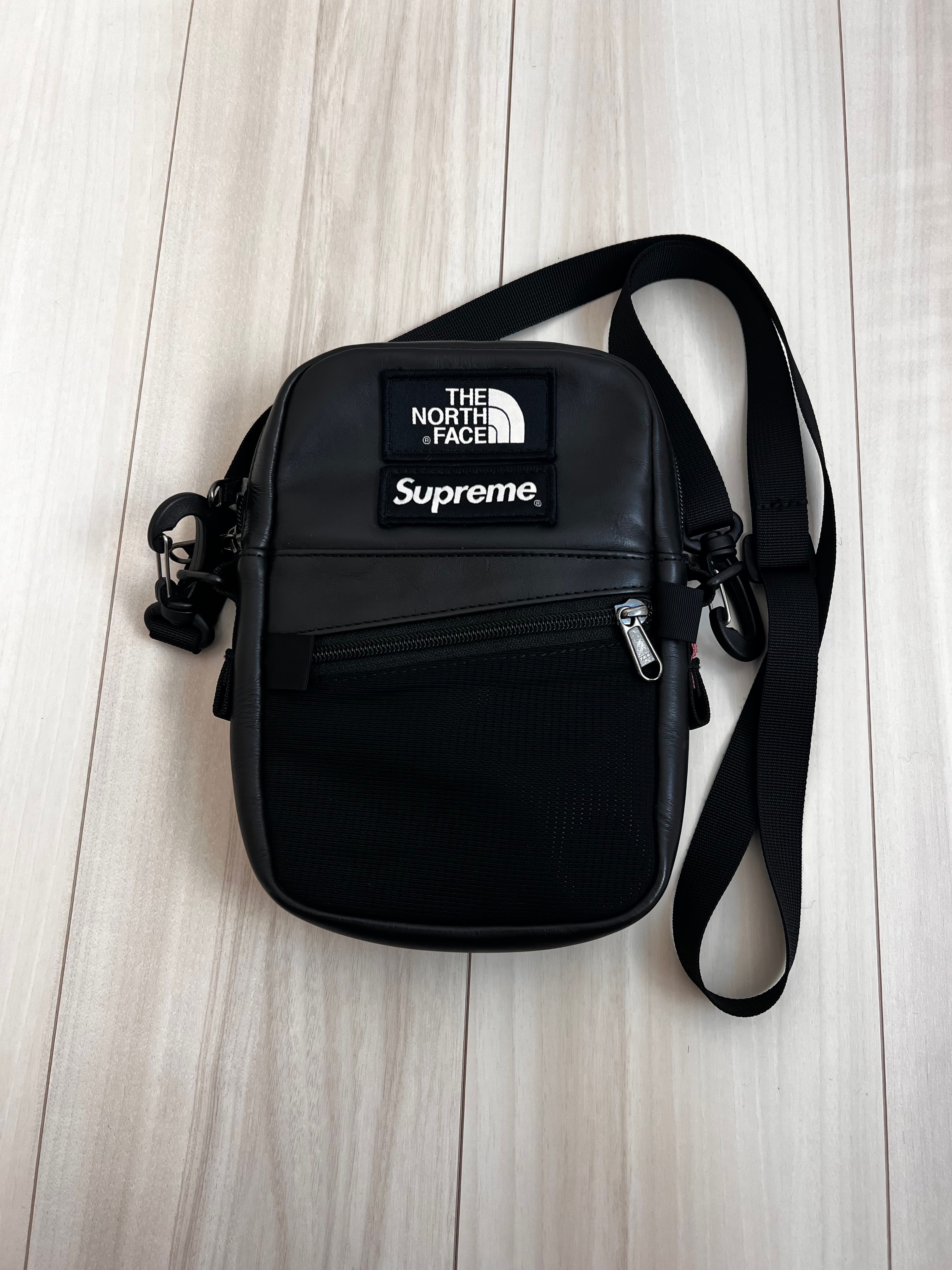 ☆【未使用品】Supreme The North Face ショルダーブラック☆ 2025年