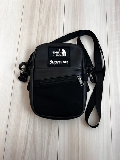 Supreme x The North Face Leather Shoulder Bag Supreme x The North Face Leather Shoulder Bag