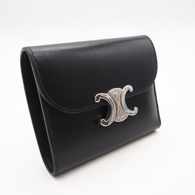 CELINE セリーヌ カーフスキン スモール フラップウォレット トリオンフ / シャイニーカーフスキン 10D783DPV 三つ折り財布 ブラック カーフレザー レディース