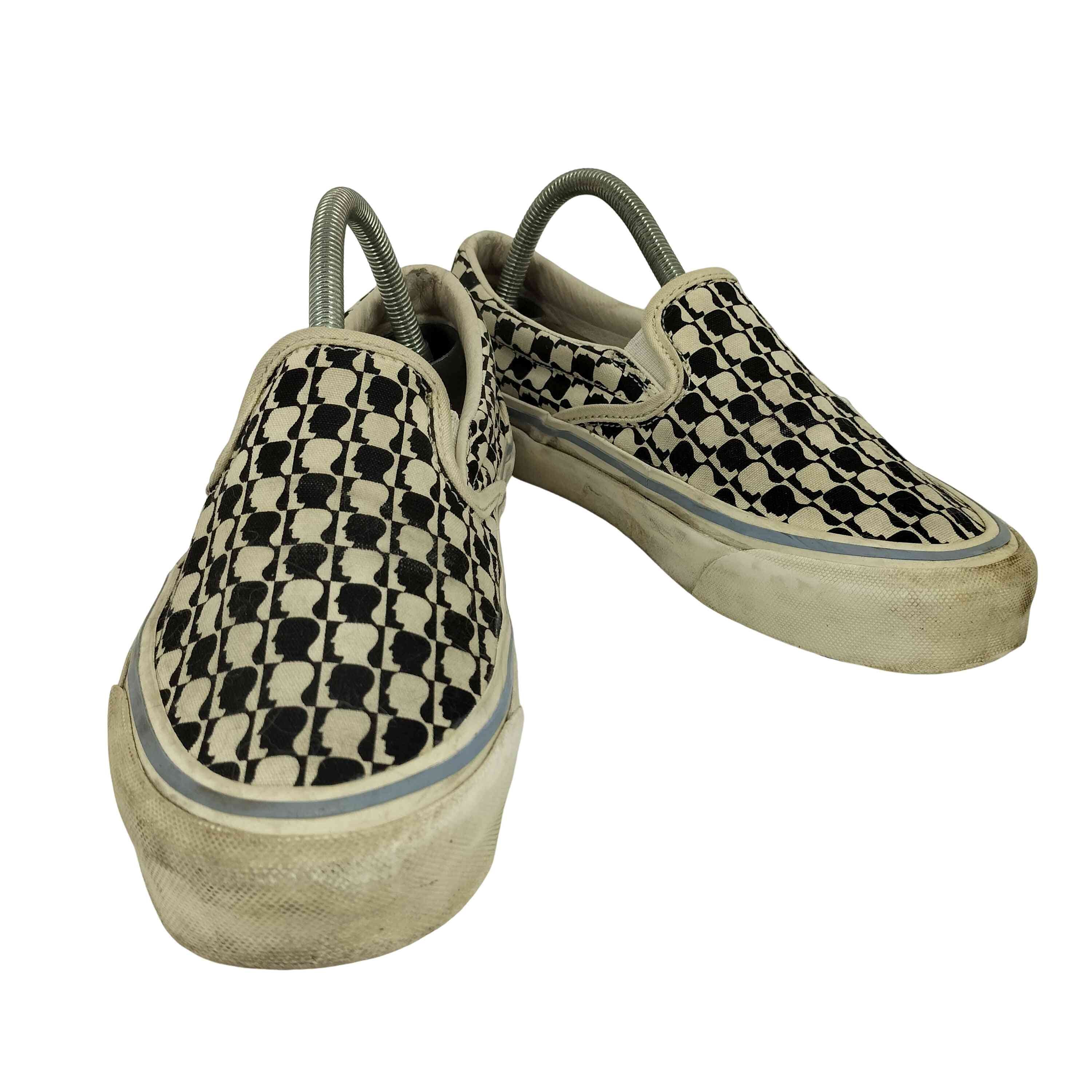 Vault OG Classic Slip-on Black/White【1139828127527】