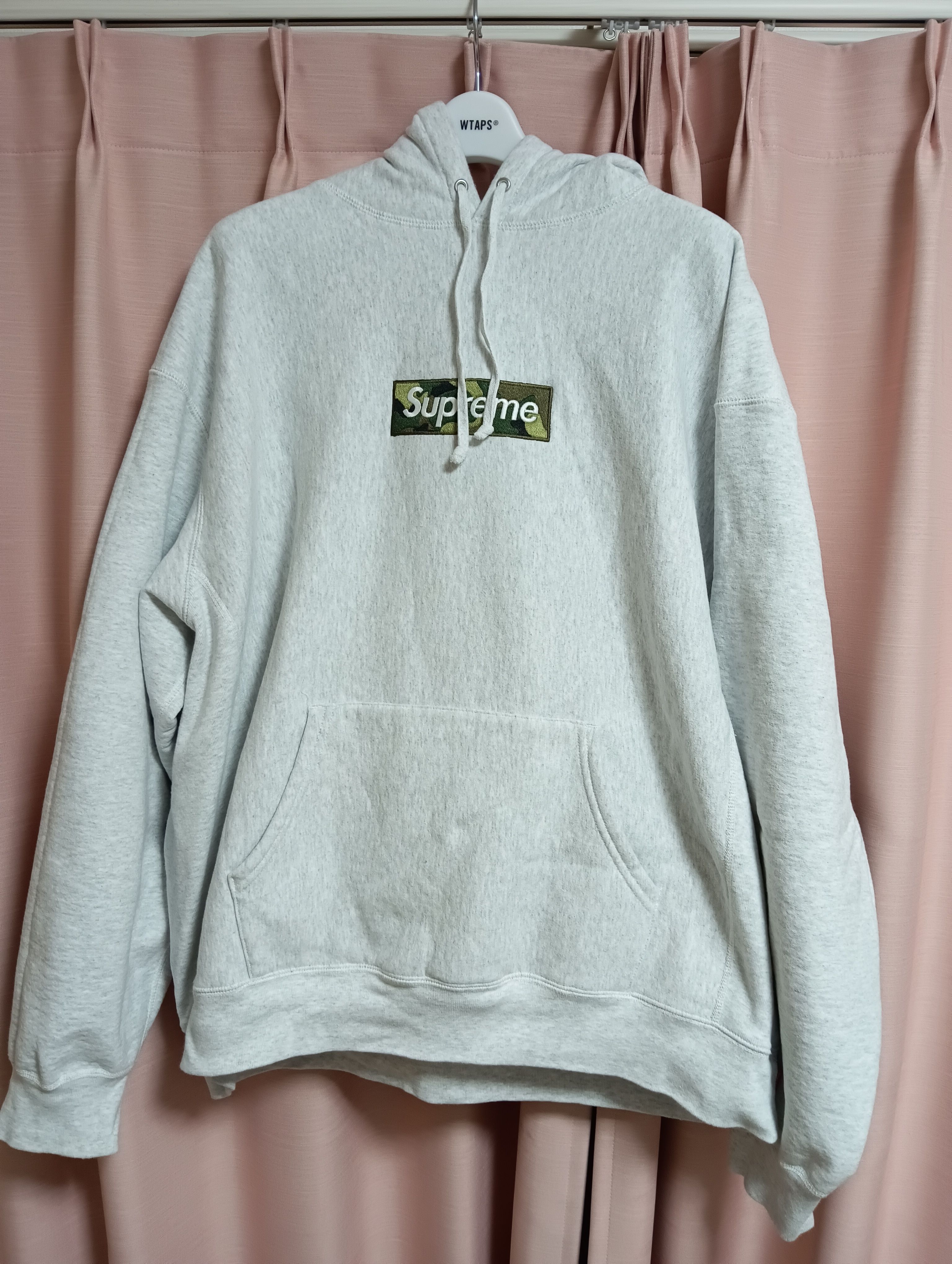 Supreme Box Logo Hooded Sweatshirt "Ash Grey" (23FW)