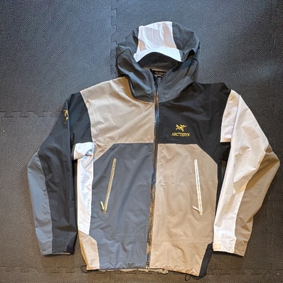 ARC'TERYX × BEAMS BETA JACKET "Multi" 30010/L08025900