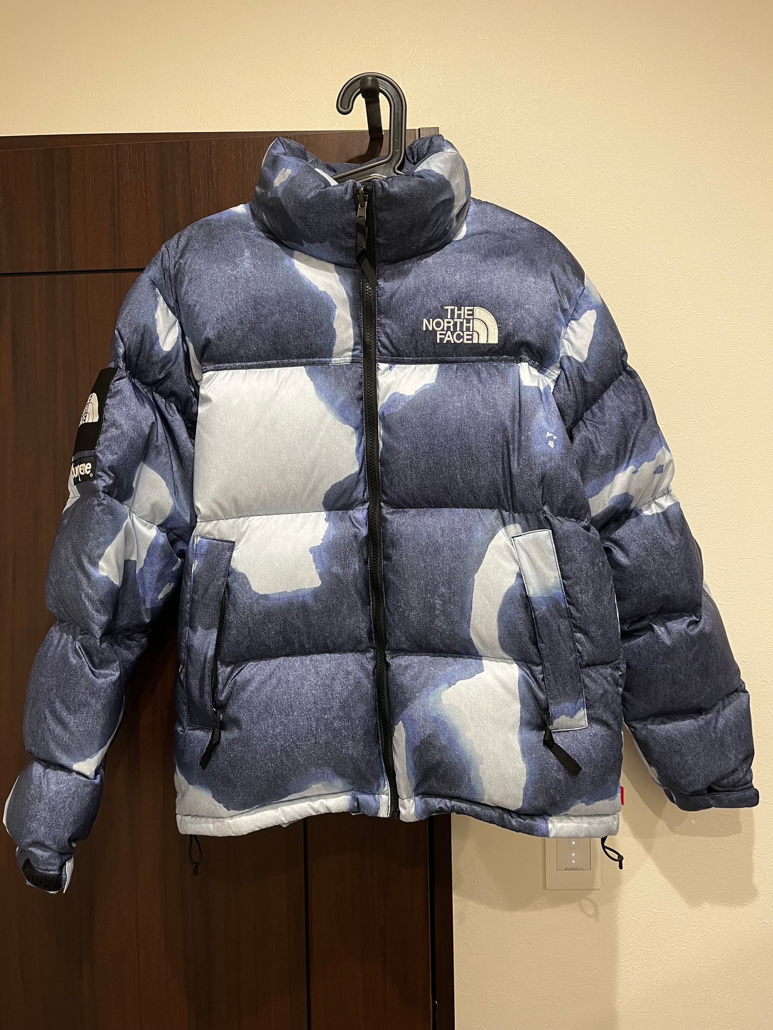 Supreme x The North Face Bleached Denim Print Nuptse Jacket "Indigo"