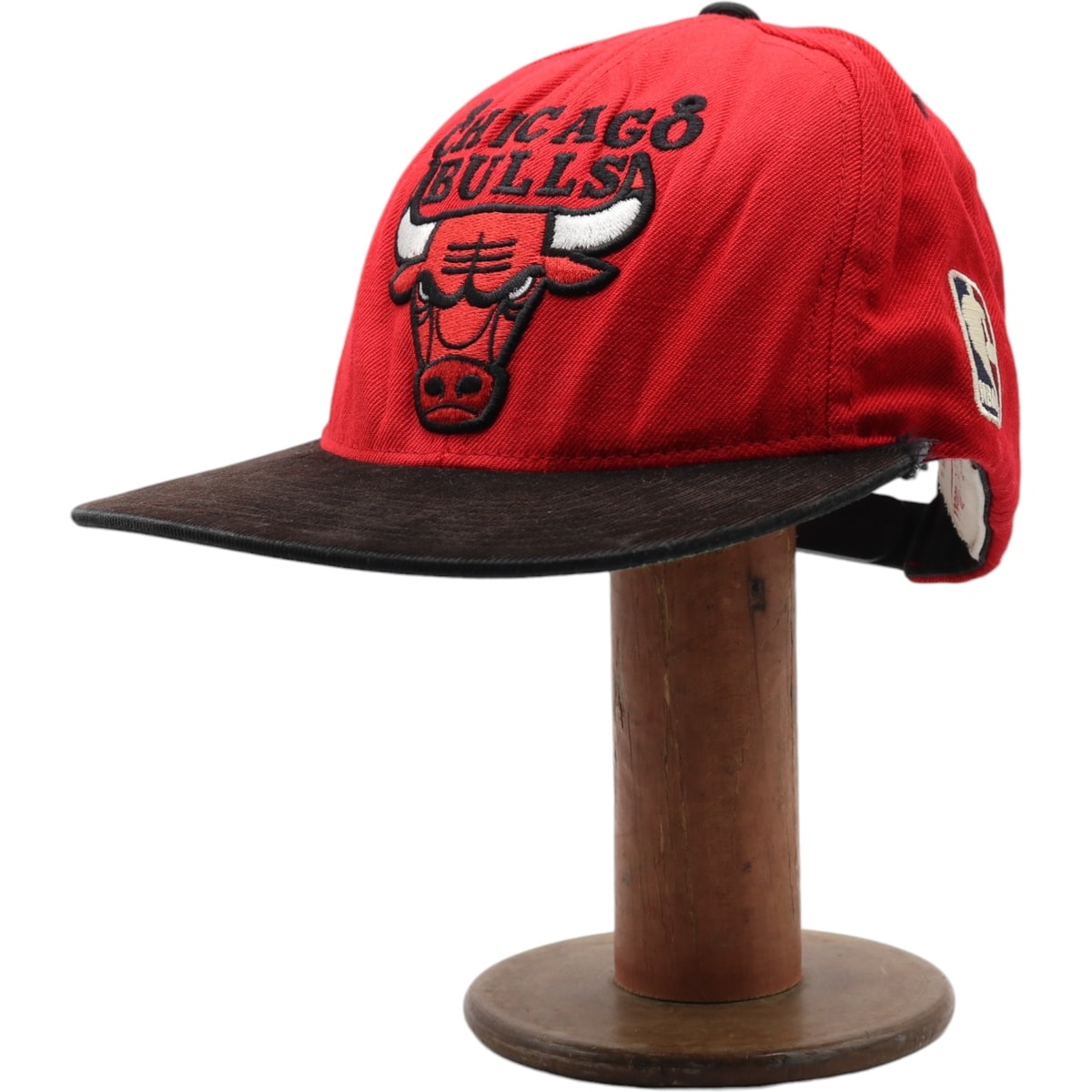 古着 ミッチェルアンドネス MITCHELL&NESS NBA CHICAGO BULLS シカゴ ブルズ ツートン ベースボールキャップ フリーサイズ相当/gaa005329
