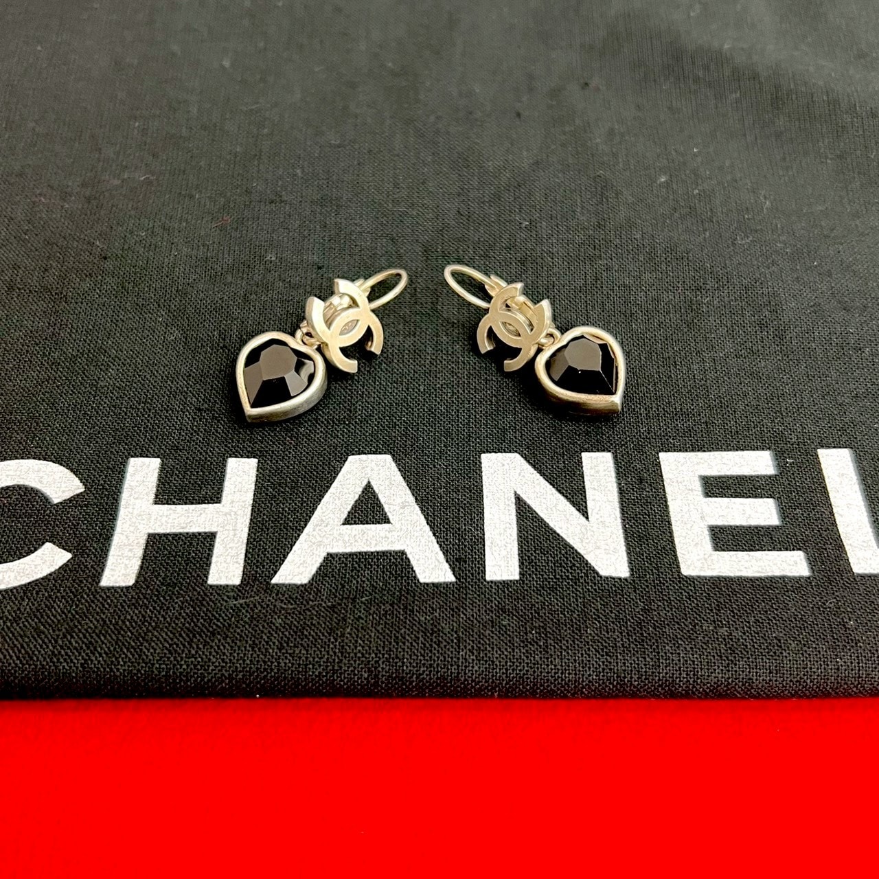 CHANEL シャネル ココマーク ハート モチーフ 合金 メッキ ピアス シルバー
 75133