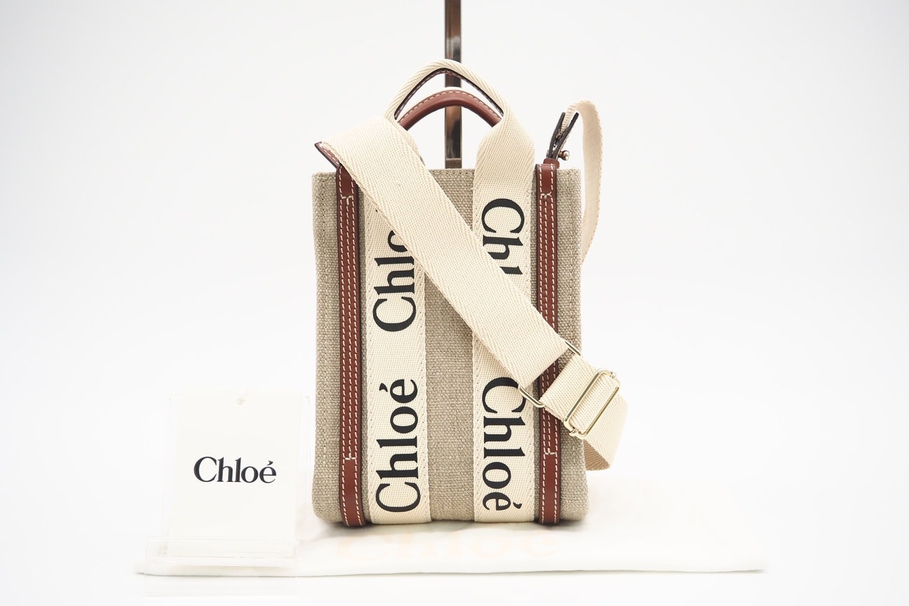 美品 Chloe クロエ ウッディ リネン製 ノースサウス キャンバス レザー ミニ トート CHC24AP243 I26 2wayショルダーバッグ ベージュ ブラウン キャンバス レザー レディース