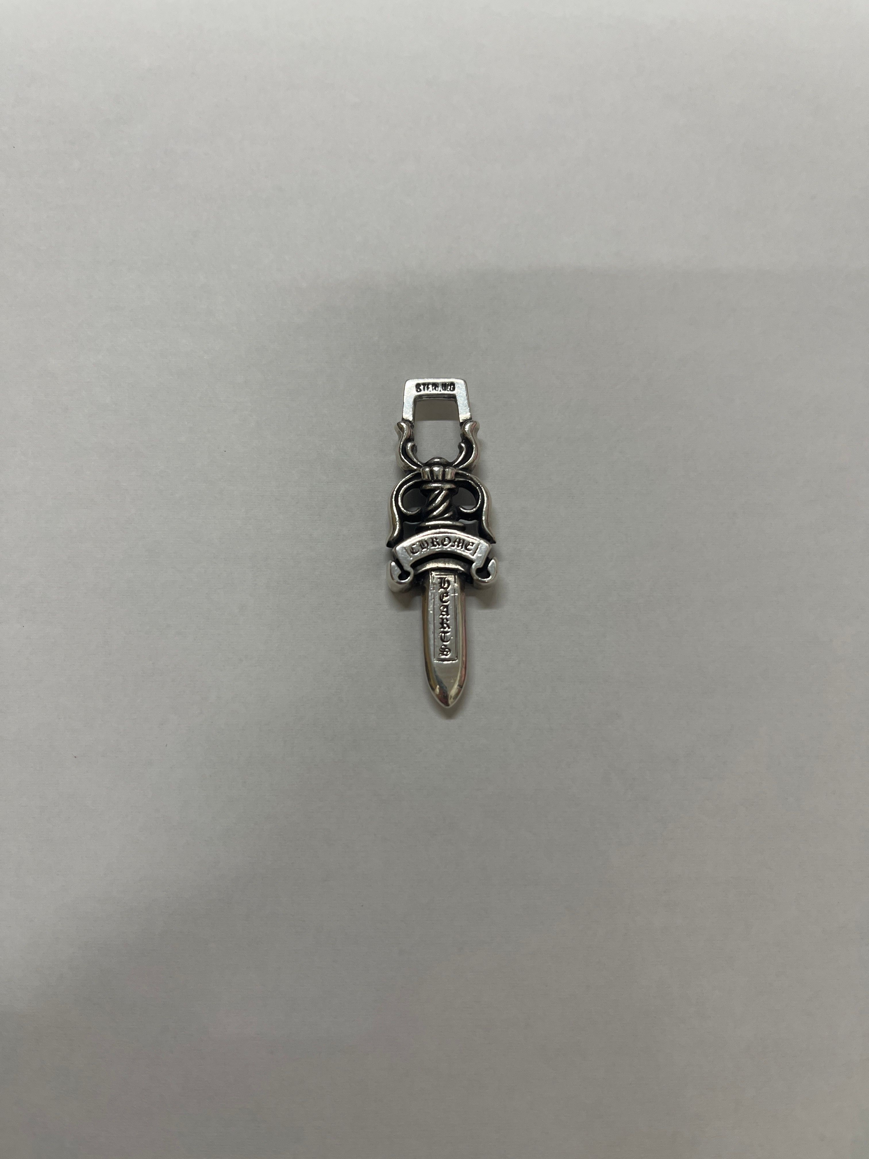 Chrome Hearts #10 Dagger Pendant "Silver"