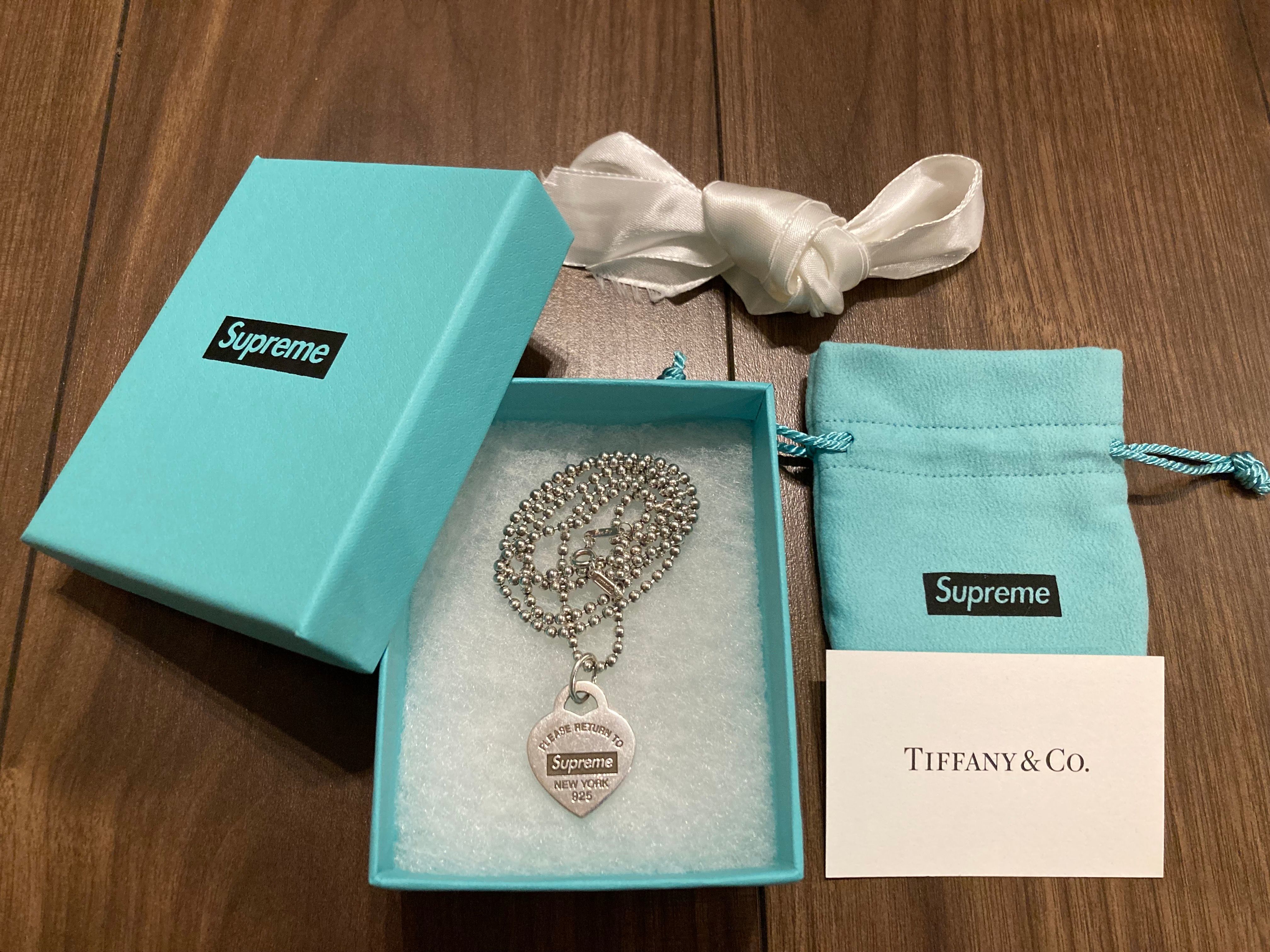 Supreme / Tiffany & Co. Return to Tiffany Heart Tag Pendant "Silver"