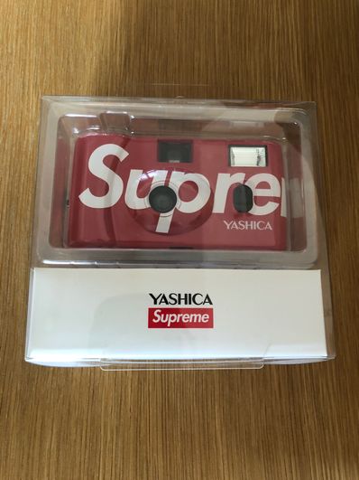 Supreme / Yashica MF-1 Camera Supreme / Yashica MF-1 Camera