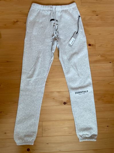 FEAR OF GOD ESSENTIALS SWEATPANT "Light Heather Oatmeal"