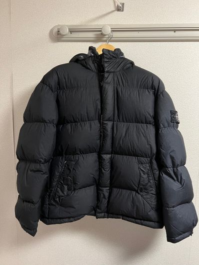 Supreme / Stone Island Painted Camo Crinkle Down Jacket "Black"
