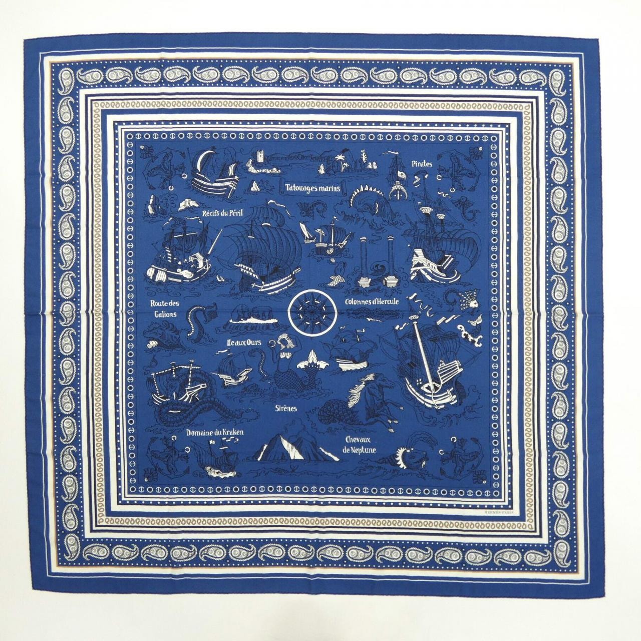 エルメス HERMES TATOUAGES MARINS BANDANA H243374S カレジェアン140 ショール