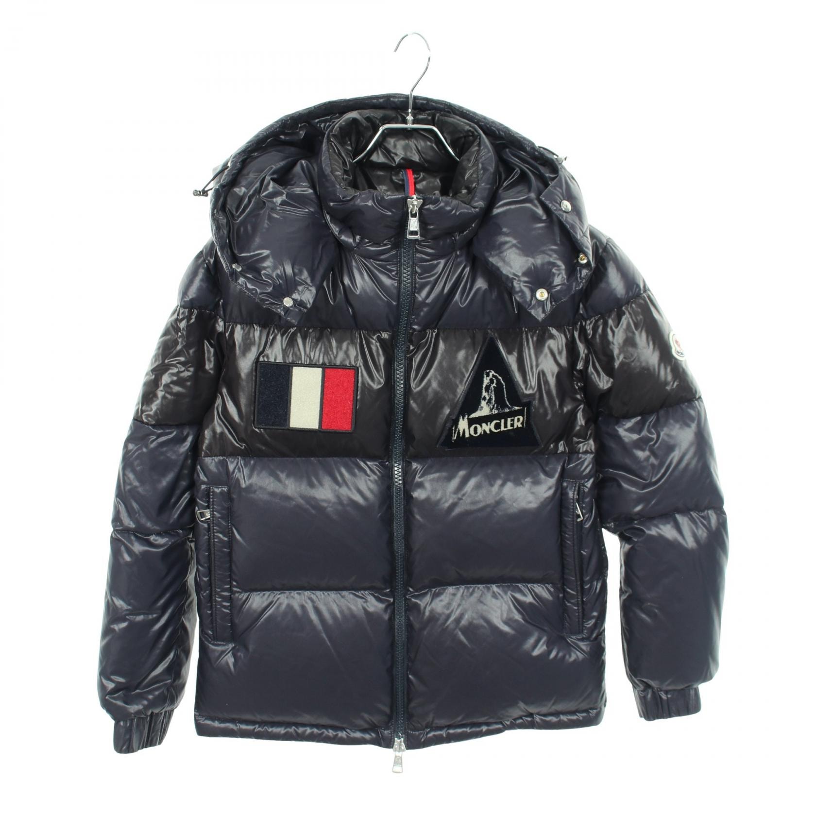 モンクレール MONCLER GARY ダウンジャケット 衣料品 アウター ナイロン メンズ ネイビー系 / ブラック系 4190785 【中古】