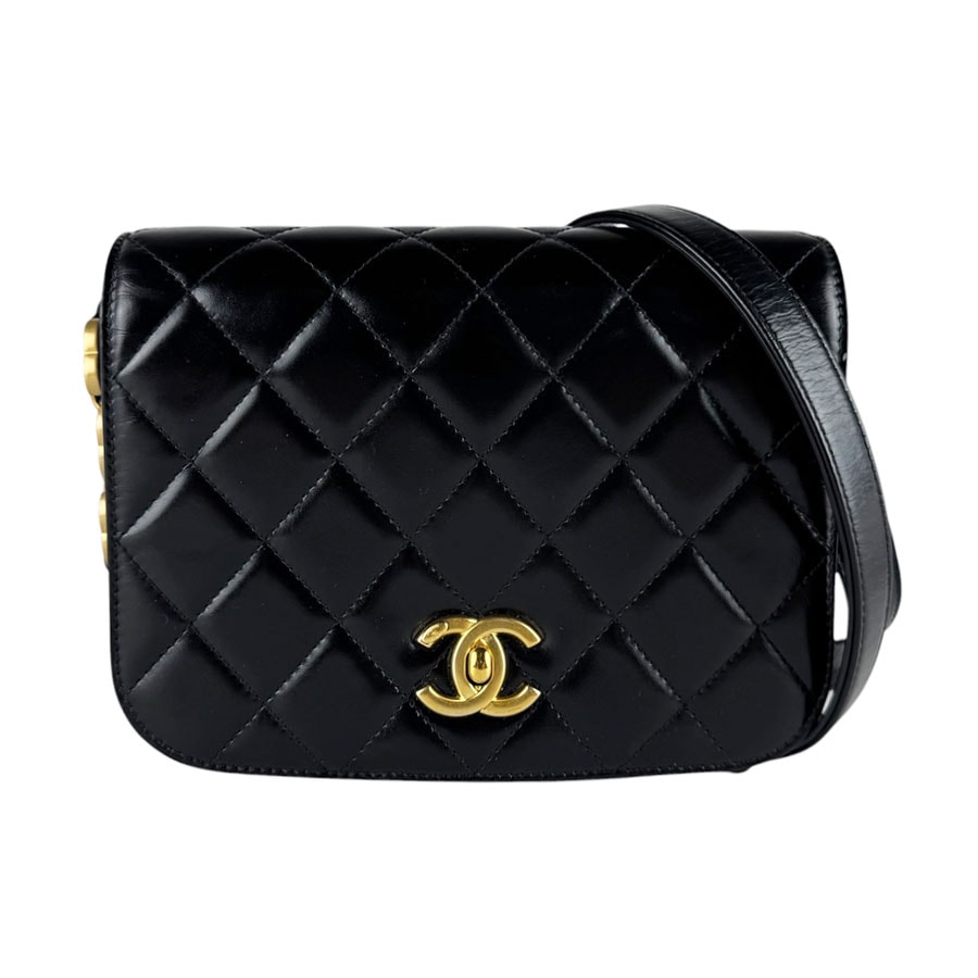 シャネル CHANEL ショルダーバッグ マトラッセ メッセンジャーバッグ レザー/スエード ブラック ゴールド レディース【中古】 z10529