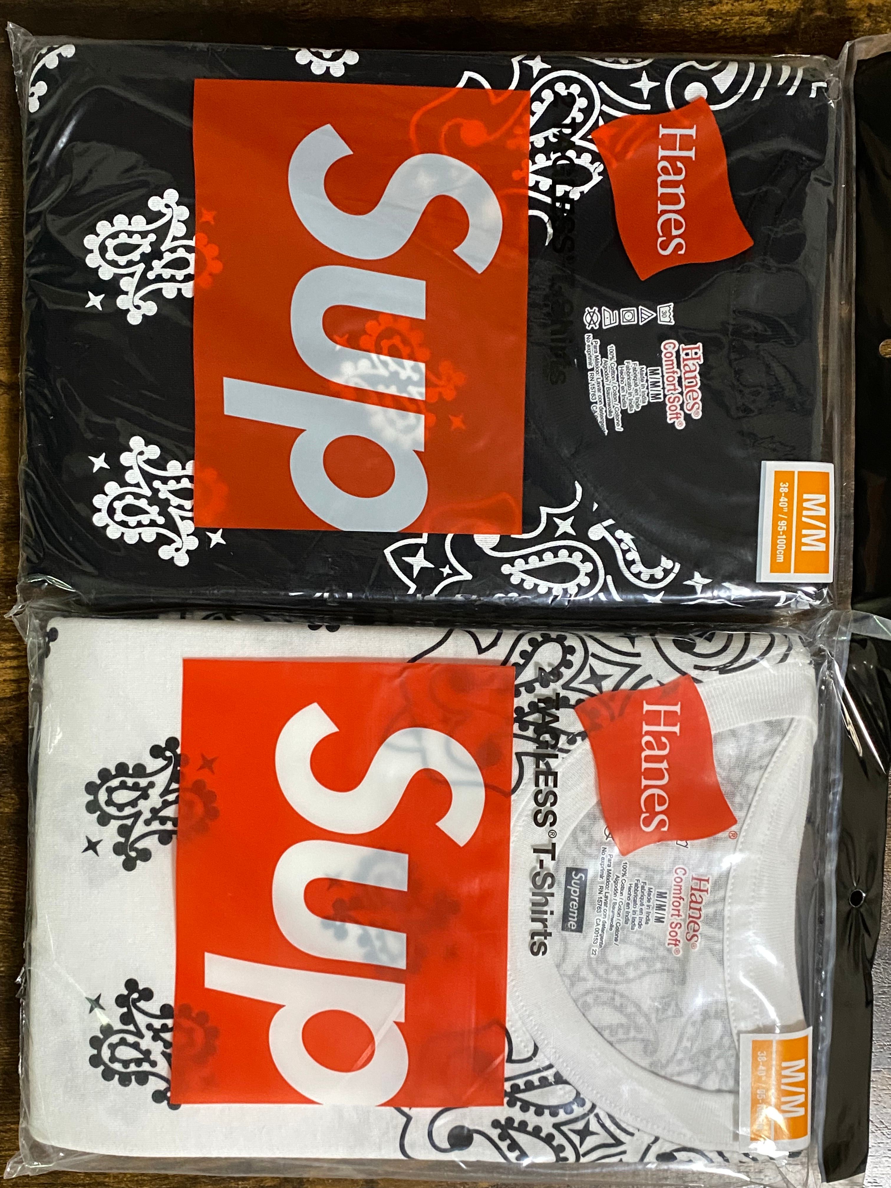 Supreme x Hanes Bandana Tagless Tees (2 Pack) "Black"