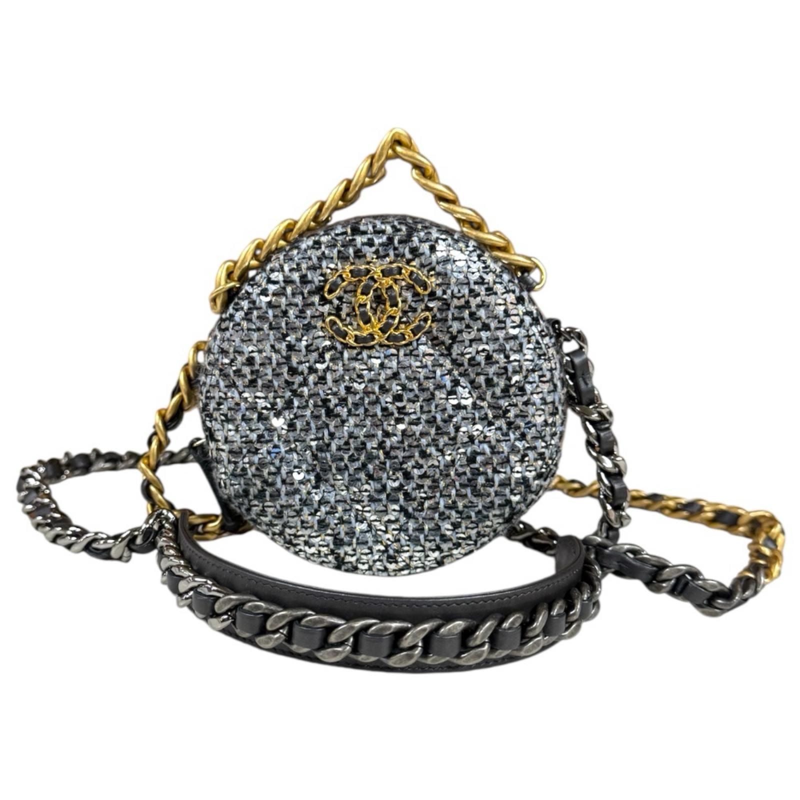 シャネル シャネル19 ショルダーバッグ スパンコール シルバー レディース CHANEL  中古