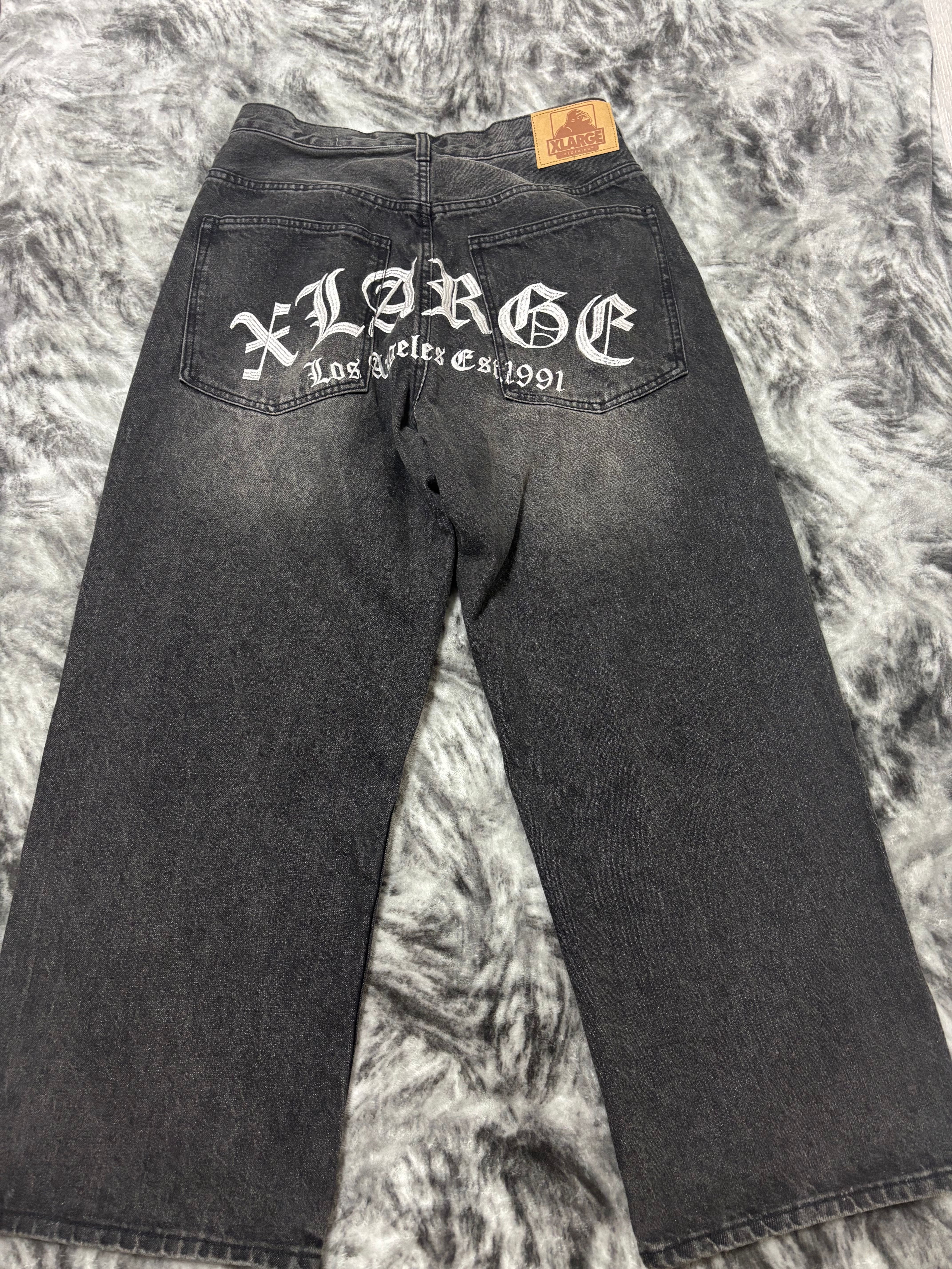 XLARGE OLD ENGLISH BAGGY DENIM PANTS "BLACK"
