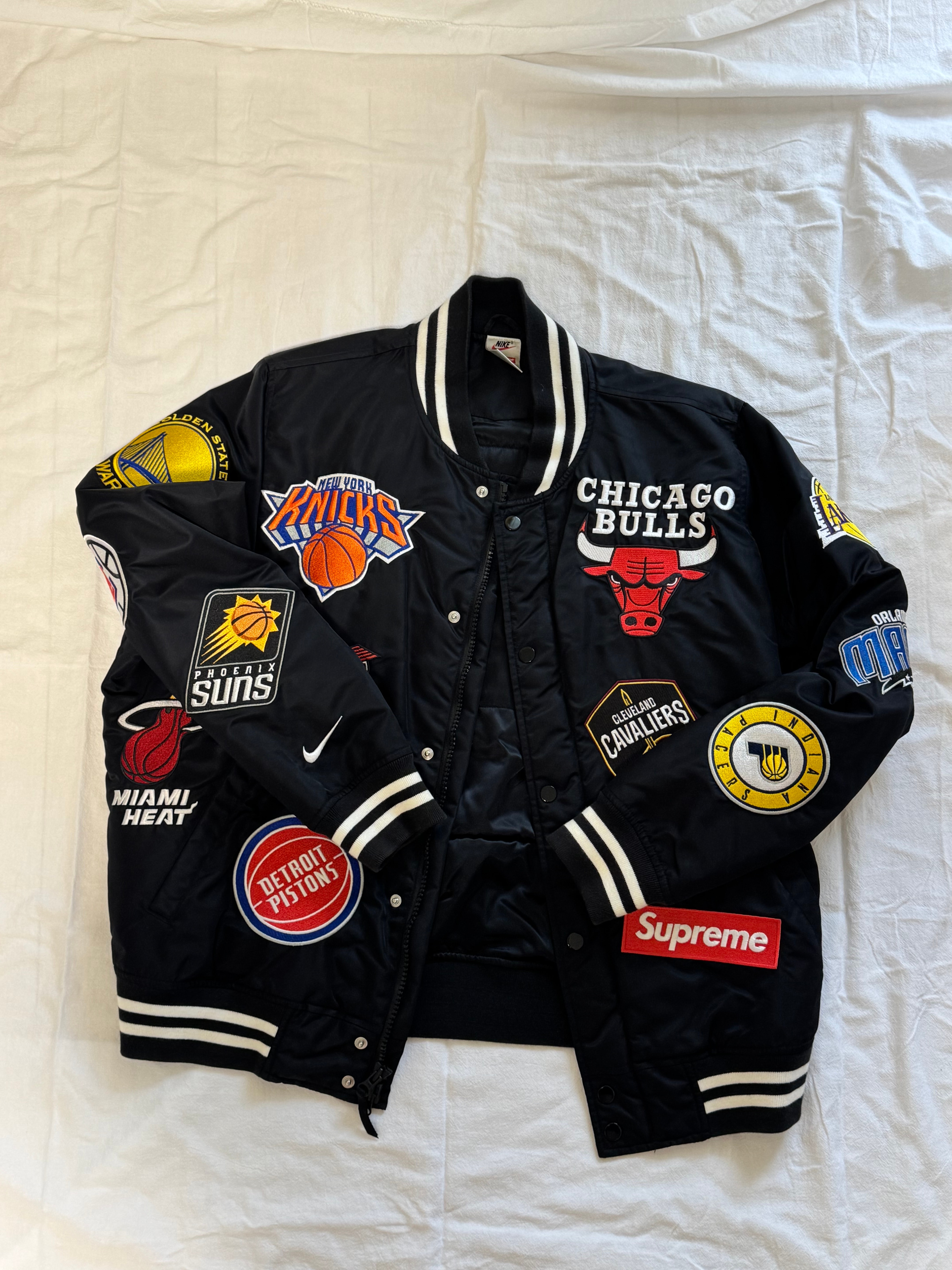 Supreme / Nike®/NBA Teams Warm-Up Jacket "Black"