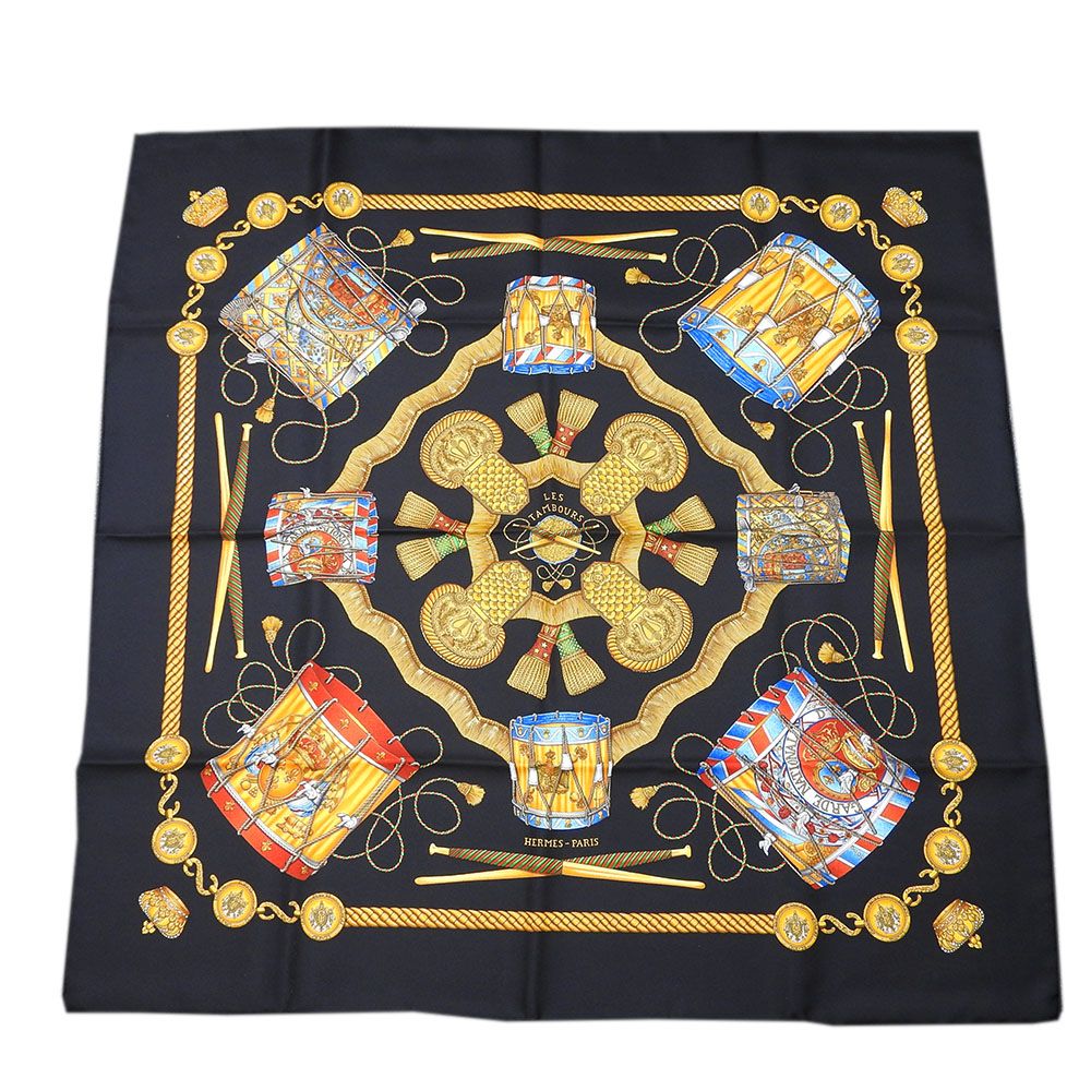 【中古】 エルメス スカーフ カレ90 シルク ブラック ブラック ゴールド LES TAMBOURS タンブールの太鼓 レディース 女性 HERMES