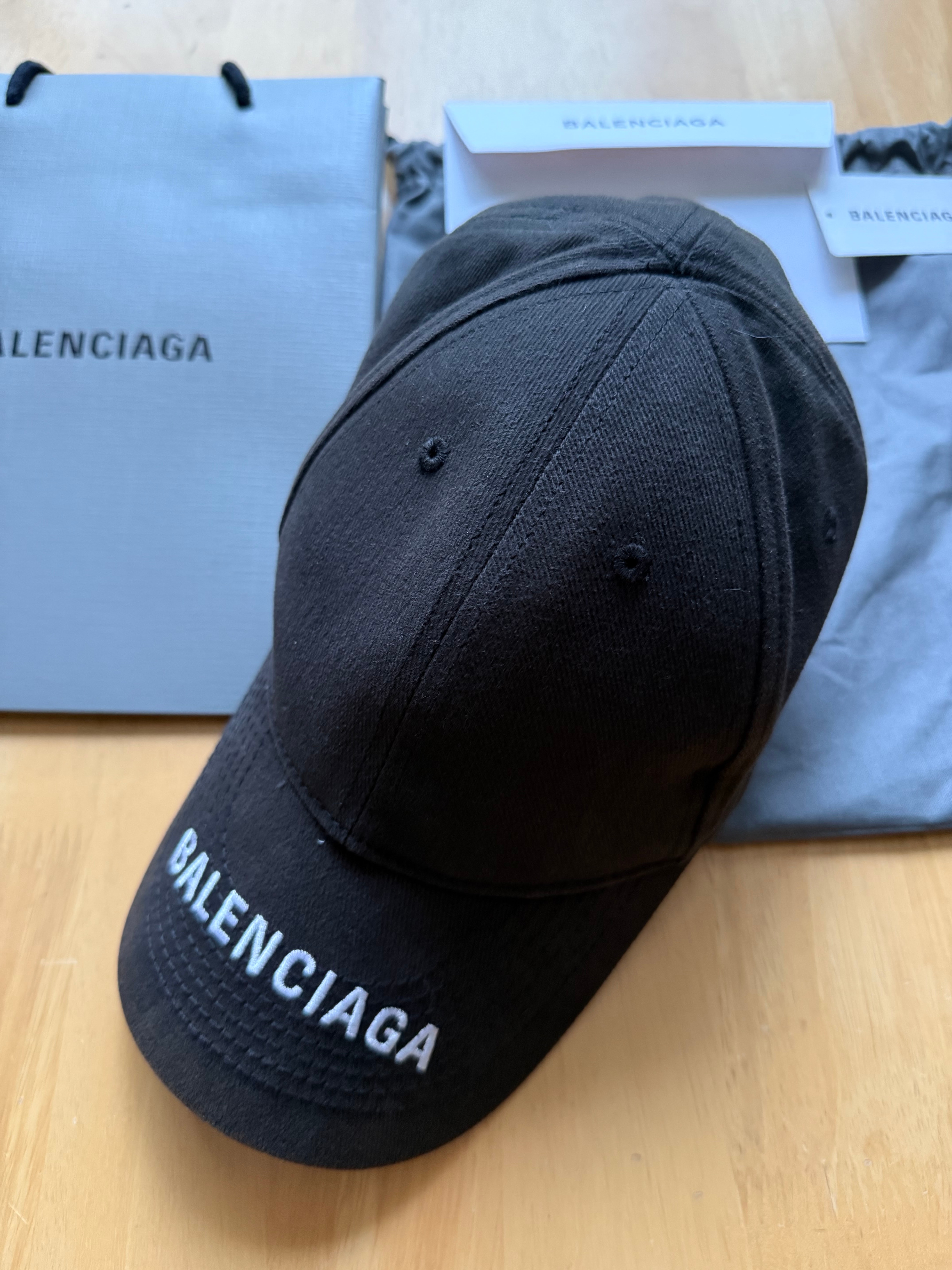 BALENCIAGA Visor Logo Cap "Black"