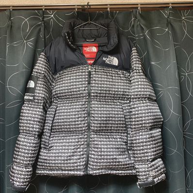 Supreme x The North Face Studded Nuptse Jacket "Black"