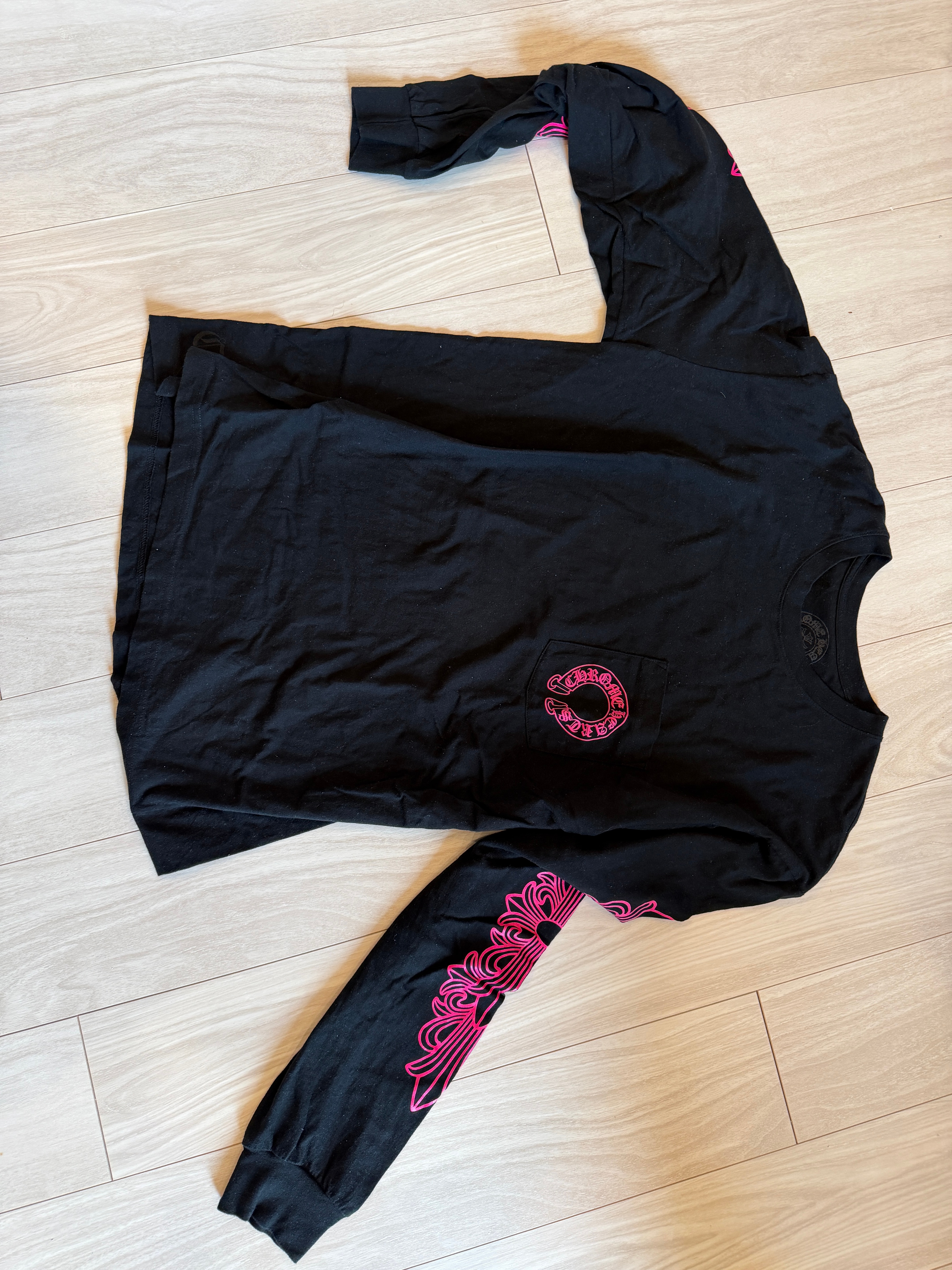 Chrome Hearts Horseshoe Floral Cross Pink Logo L/S Pocket T-Shirt "Black"