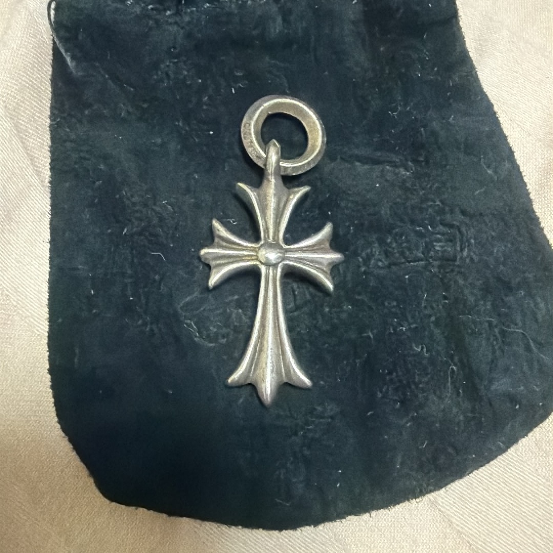 Chrome Hearts Tiny CH Cross Charm "Silver"