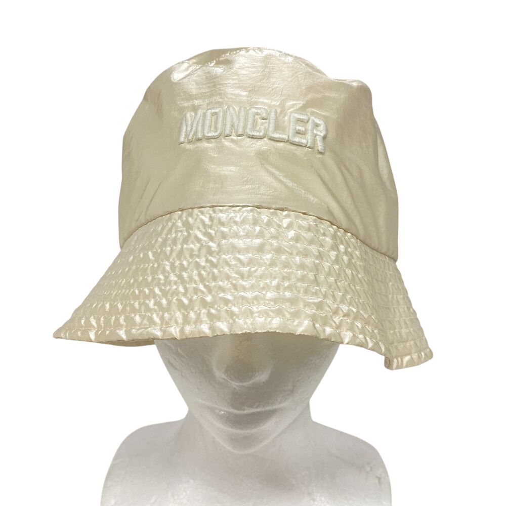 国内買付】MONCLER ボンディングロゴ バケットハット 定価71,500 国内買付】MONCLER ボンディングロゴ バケットハット 定価71,500