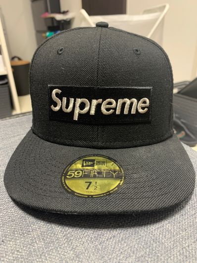 Supreme $1M Metallic Box Logo New Era® "Black"