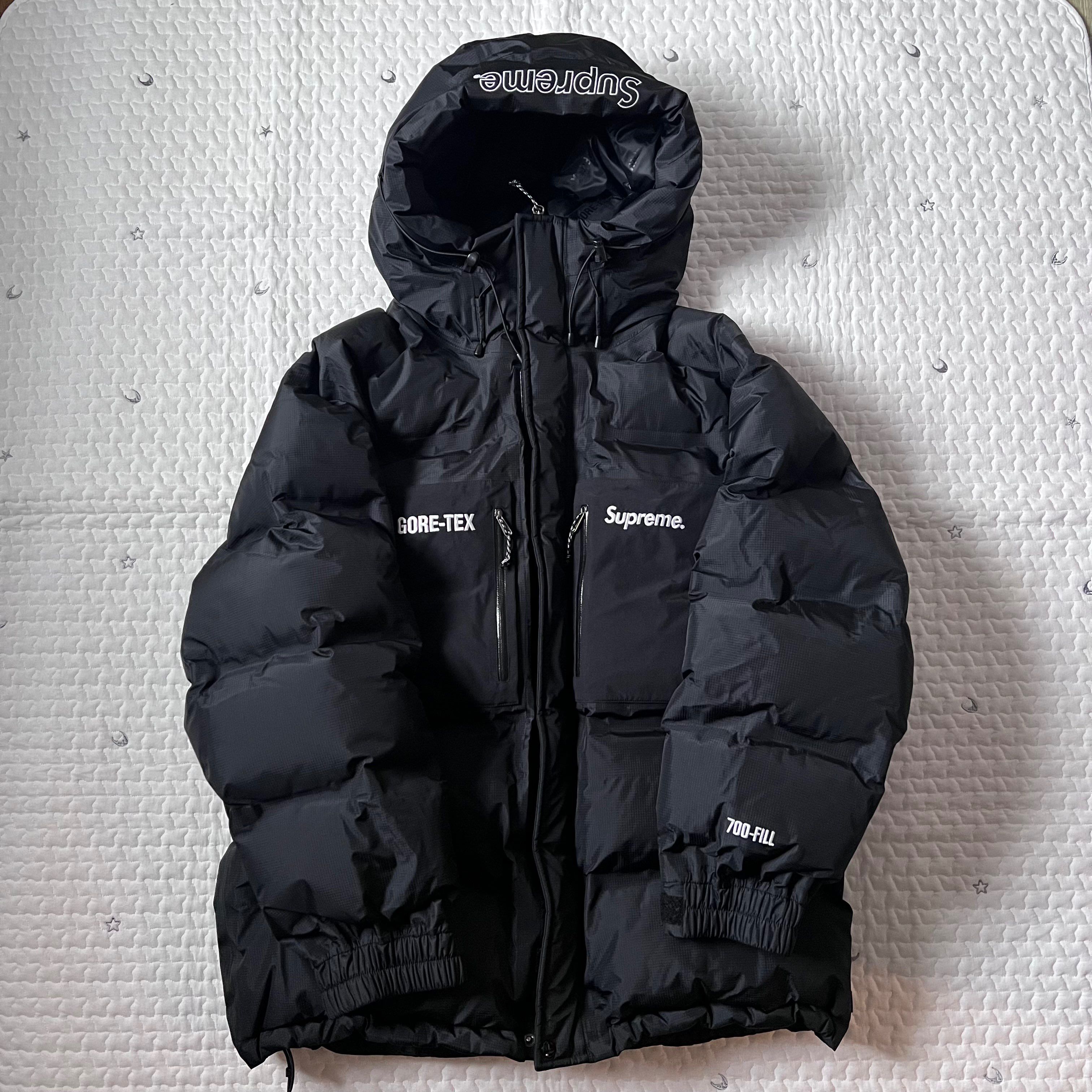 Supreme GORE-TEX 700-Fill Down Parka "Black"