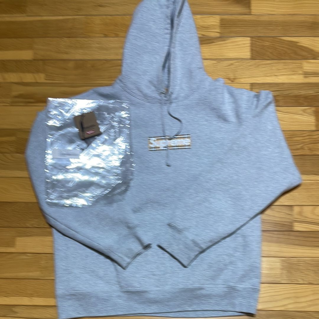 Supreme / Burberry Box Logo Hooded Sweatshirt "Heather Grey"