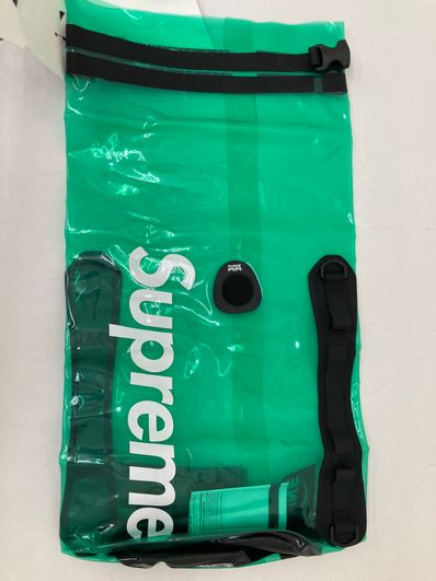 Supreme / SealLine® Discovery Dry Bag Large 20L Supreme / SealLine® Discovery Dry Bag Large 20L