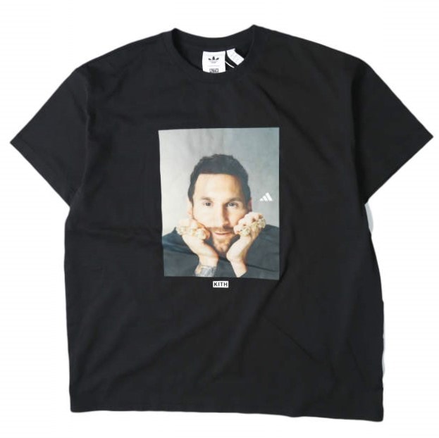 新品 KITH NYC x MESSI x adidas キスニューヨークシティ メッシ アディダス 26SS 別注 Football Graphic Tee フットボールグラフィックTシャツ KU4263 XXL(JPN) BLACK 半袖 トップス