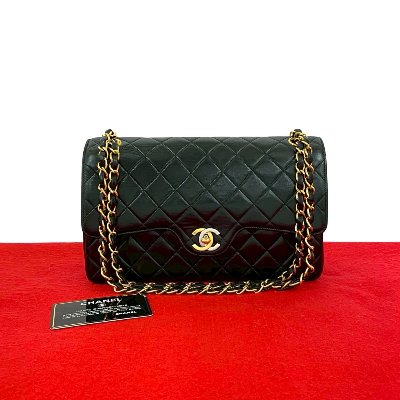 CHANEL シャネル マトラッセ ココマーク Wフラップ ラムスキン ショルダーバッグ ブラック
 32107