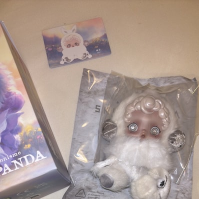 POP MART SKULLPANDA L'impressionnisme Series Plush Doll Mist