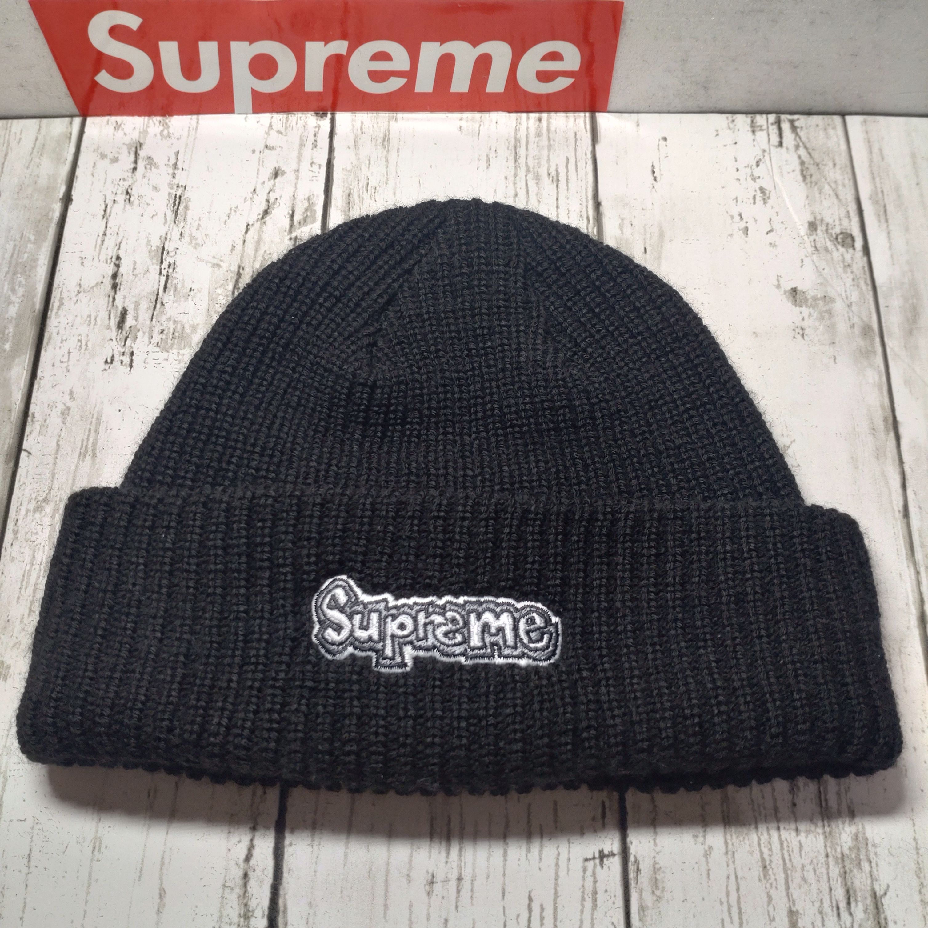 Supreme Gonz Logo Beanie "Black"