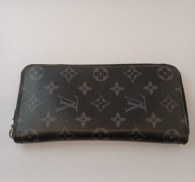 Louis Vuitton Zippy Wallet Vertical Monogram Eclipse