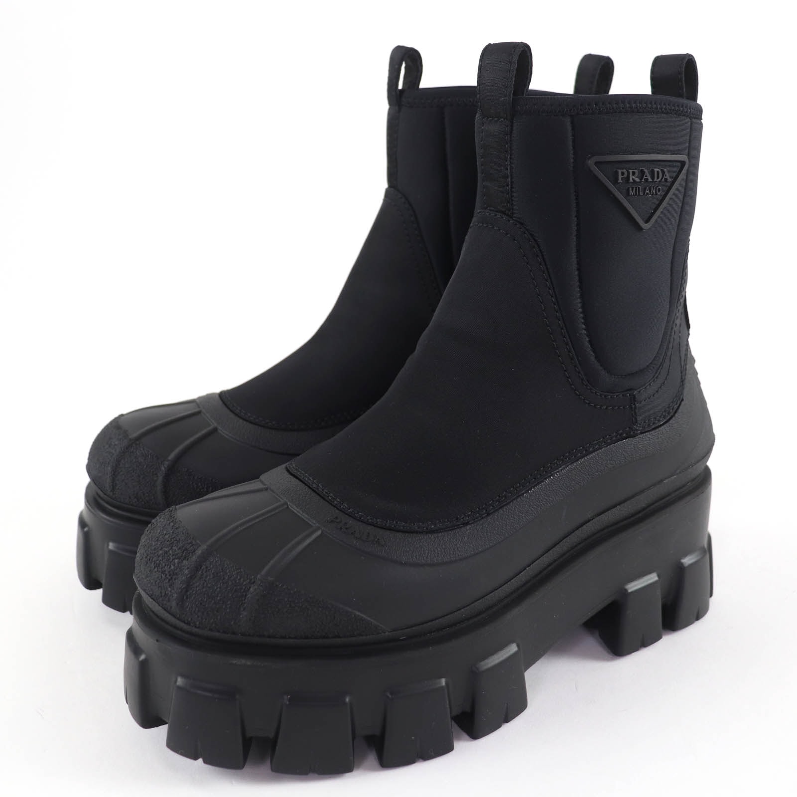 未使用品 プラダ ショートブーツ モノリス Re-Nylon 36.5