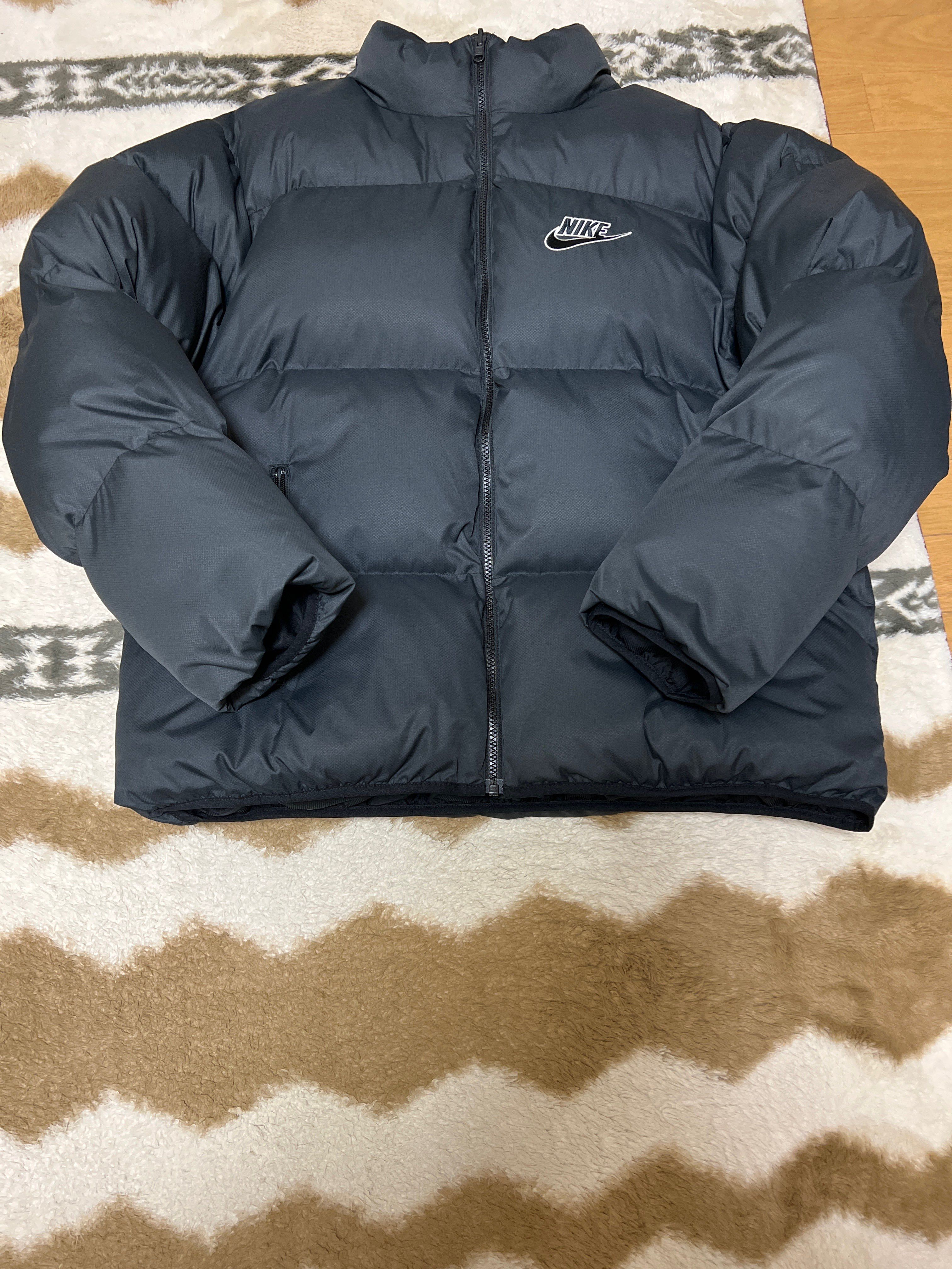 Supreme / Nike® Reversible Puffy Jacket "Black"