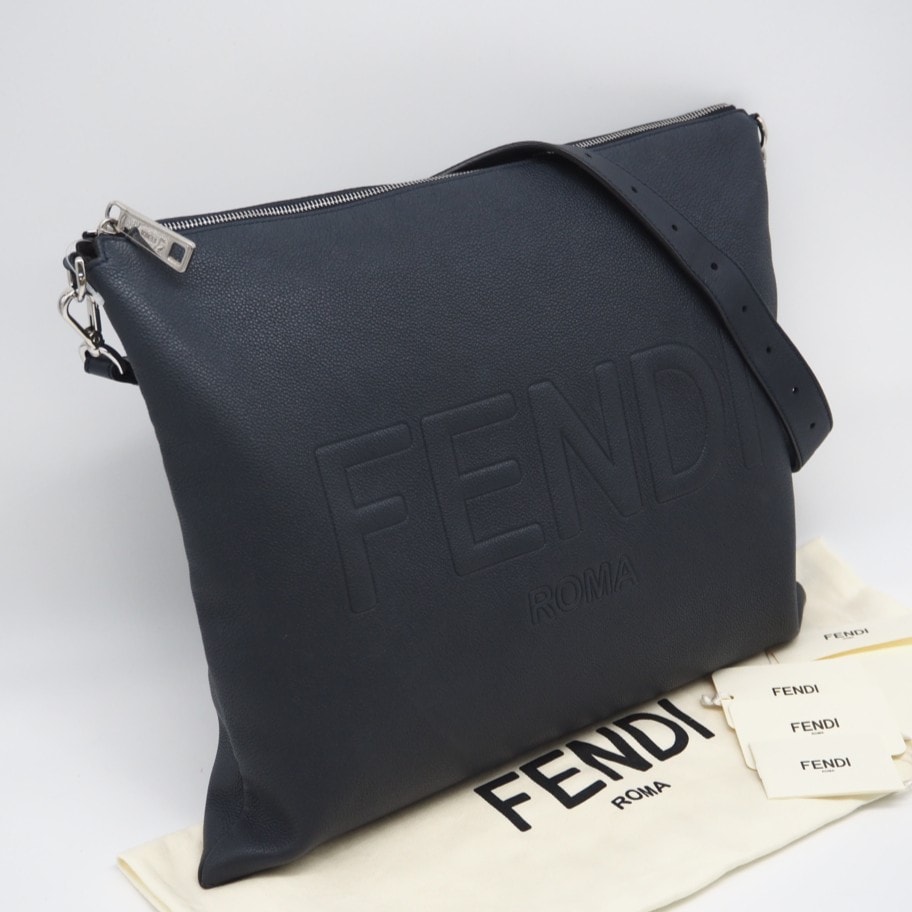 美品 FENDI フェンディ レザー ロゴ ショルダーバッグ 7VA604 ショルダーバッグ ネイビー ブラウン レザー メンズ