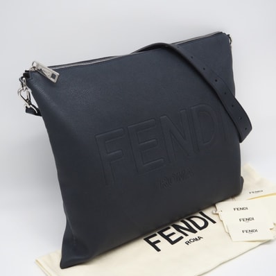美品 FENDI フェンディ レザー ロゴ ショルダーバッグ 7VA604 ショルダーバッグ ネイビー ブラウン レザー メンズ
