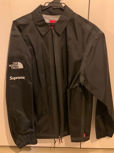 Supreme x The North Face Summit Series Outer Tape Seam Coaches Jacket "Black"