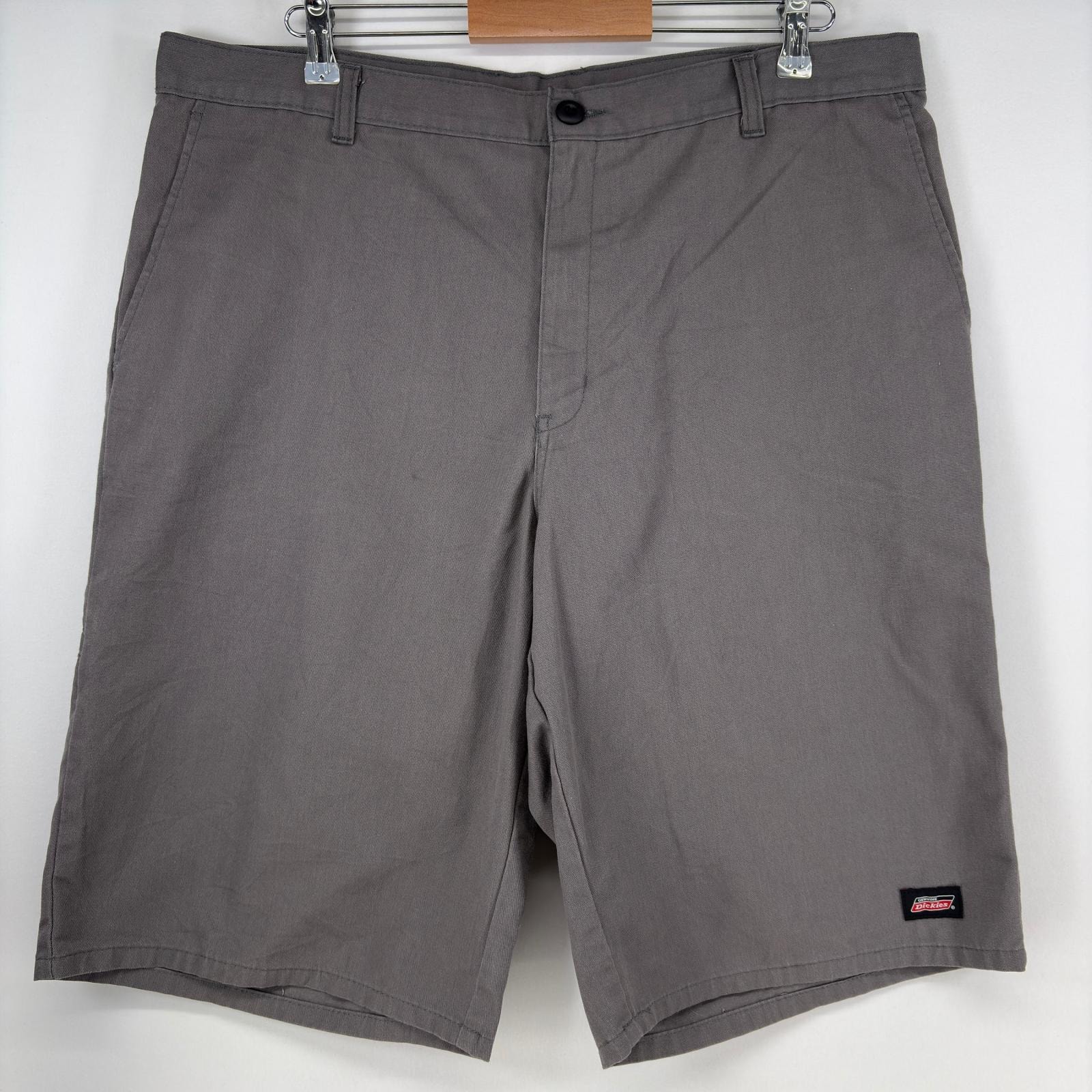 古着 ディッキーズ Dickies ショートパンツ ワーク ワンポイントロゴ 作業着 ハーフパンツ 大きいサイズ w40  グレー メンズ