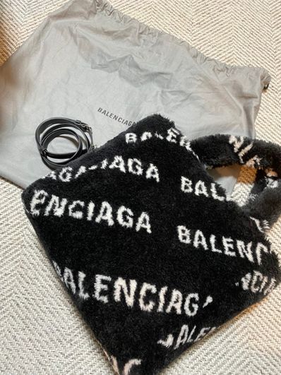 Balenciaga Everyday XS Tote Bag