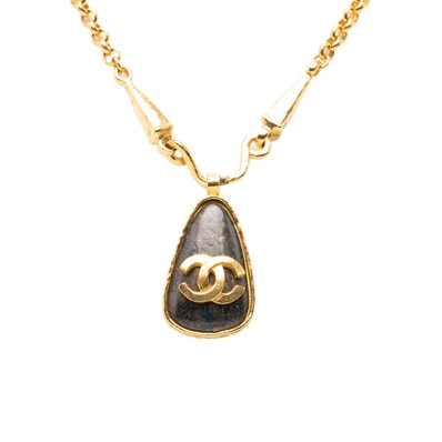 シャネル ココマーク ヴィンテージ ティアドロップ ペンダント ネックレス 97A刻印 ゴールド メッキ レディース CHANEL 中古