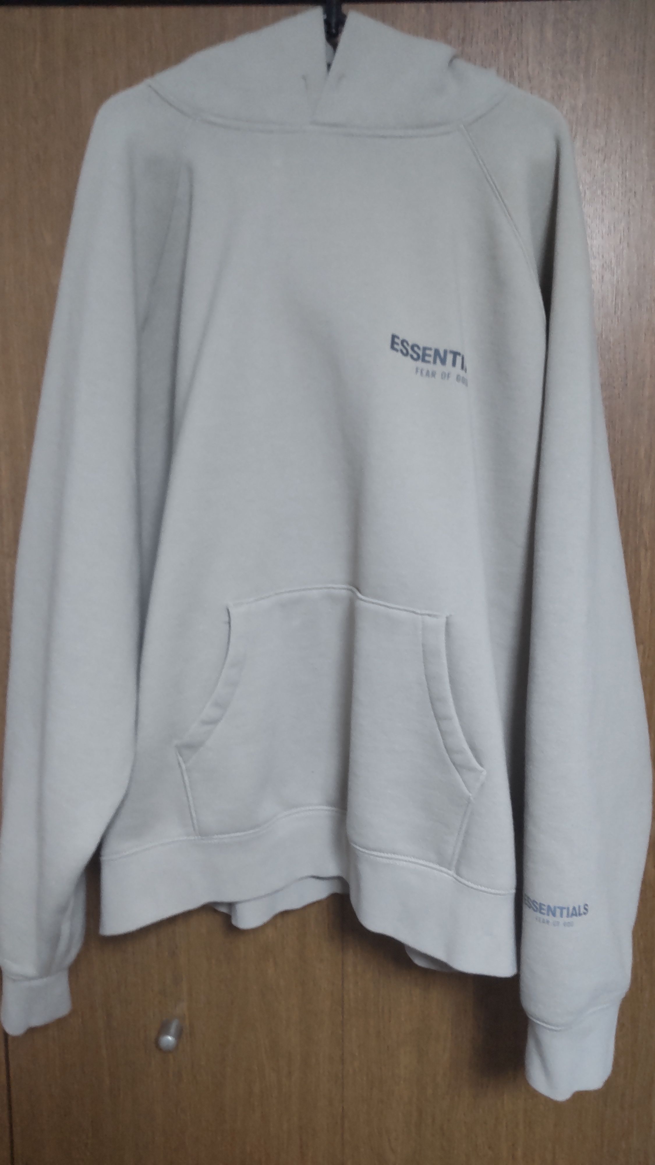 FEAR OF GOD ESSENTIALS PULLOVER HOODIE "string"