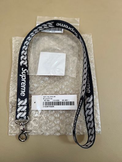 Supreme Cuban Links Lanyard Supreme Cuban Links Lanyard