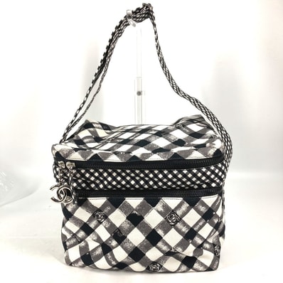 シャネル CHANEL チェック CC ココマーク カバン 肩掛け ハンドバッグ ショルダーバッグ キャンバス ホワイト