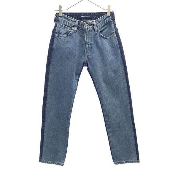 Levi's ストレートデニムパンツ