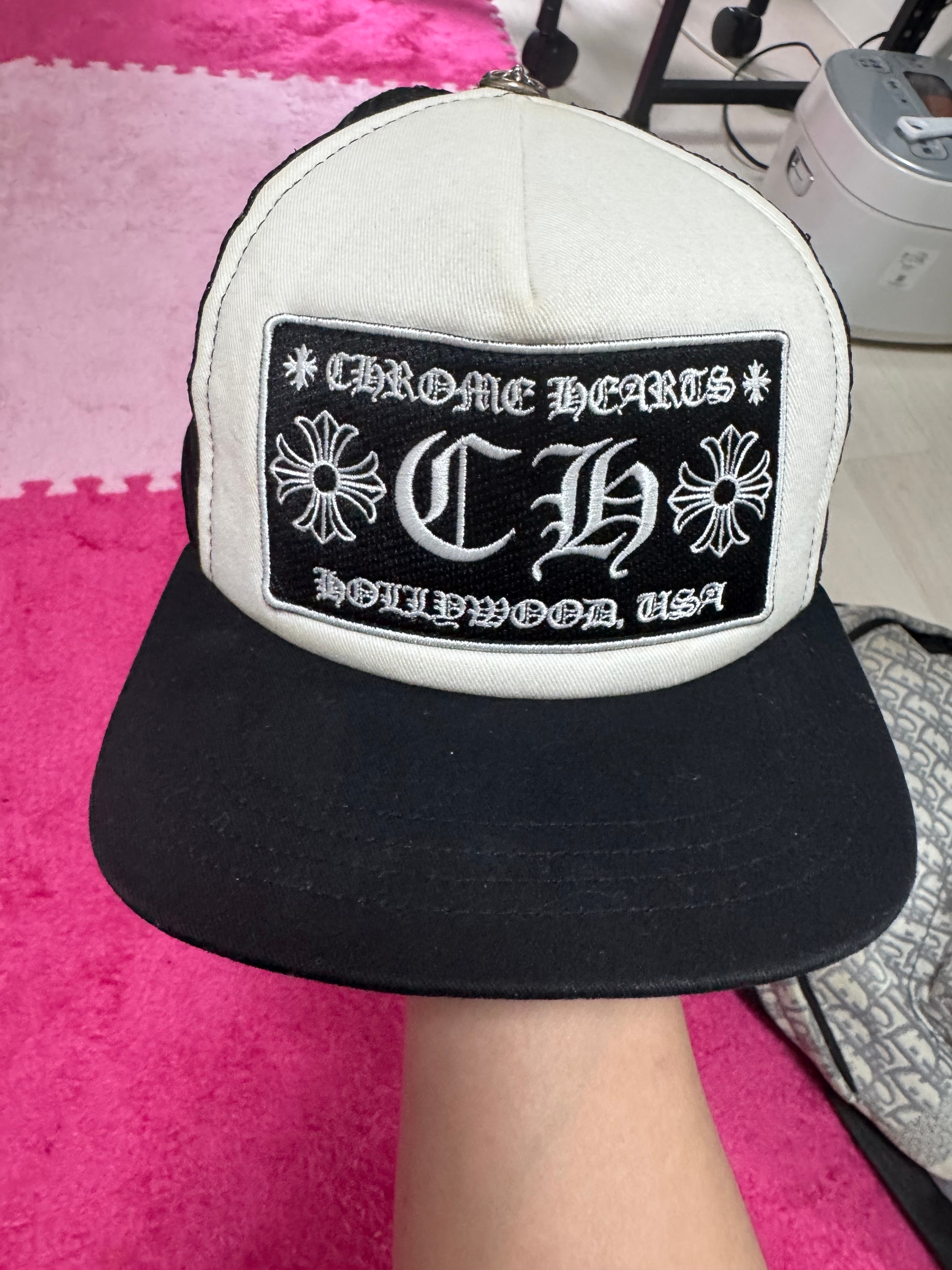Chrome Hearts Trucker Cap CH "Black/White"